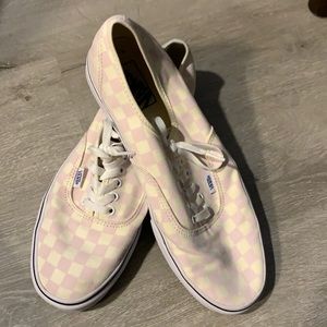 Vans pink checkerboard authentics
